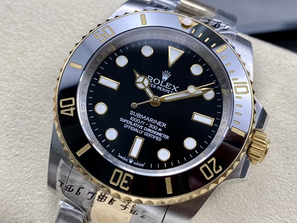 激安ロレックス背面デザイン